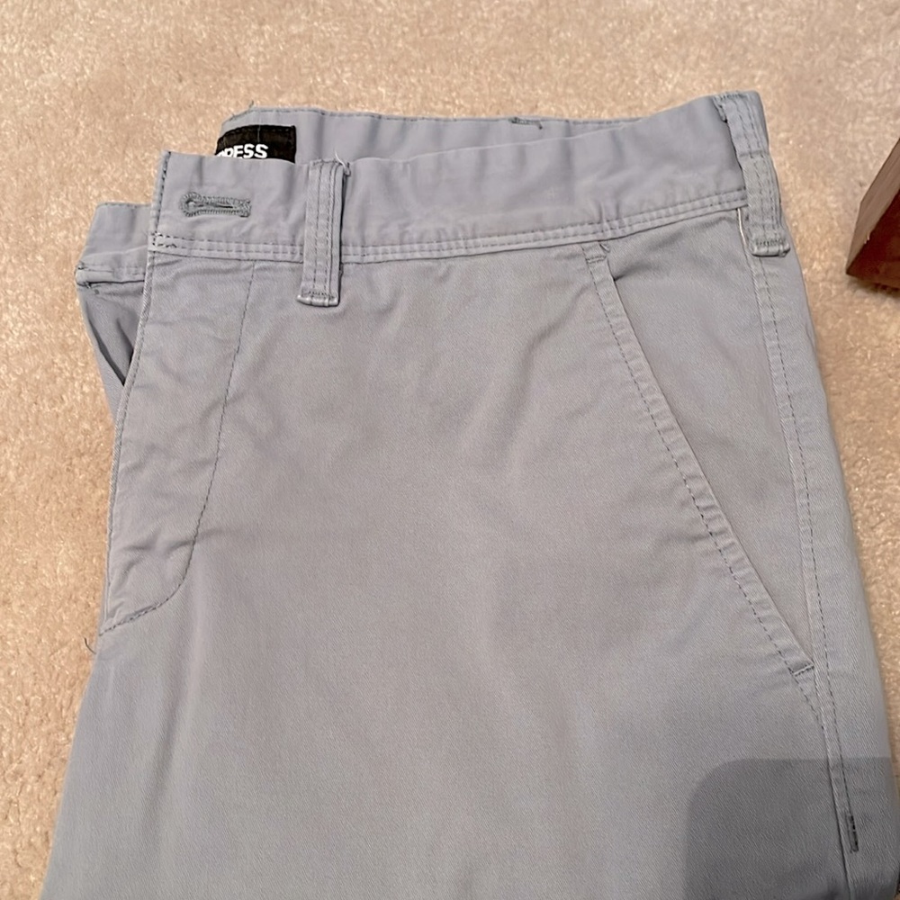 Like new Express Stretch chinos